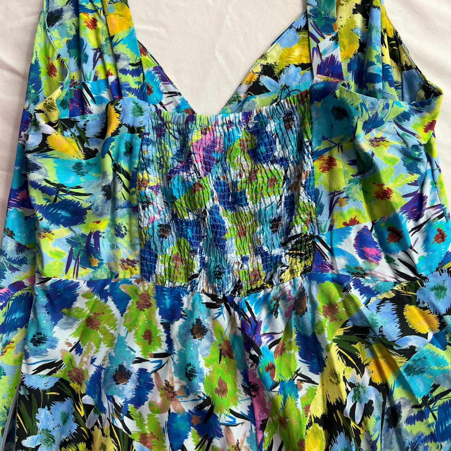 The Riviera - ZARA Floral V-Neck Midi Dress