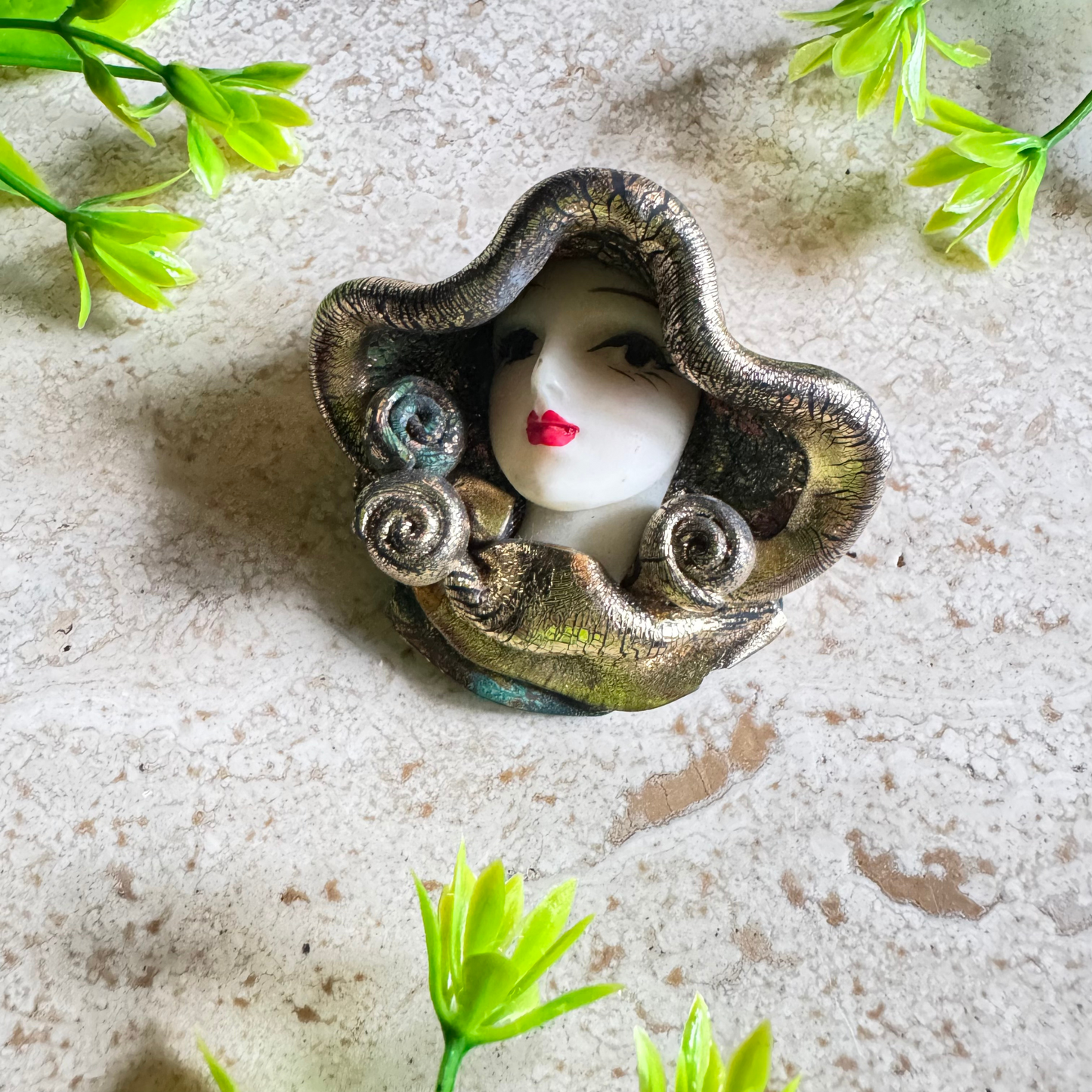 The Margaux - Vintage Heiress Brooch
