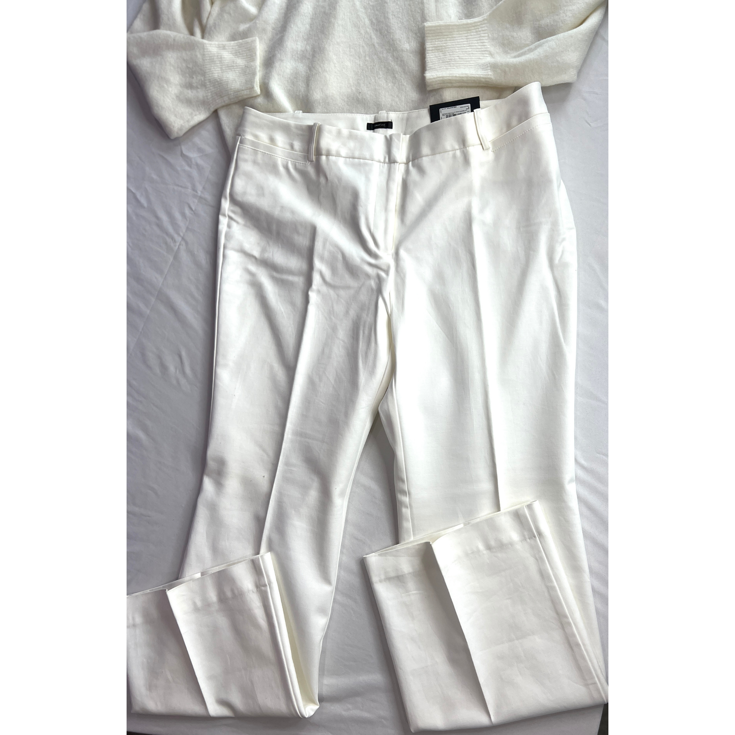 The Park Avenue – Cashmere Sweater & Crisp White Pants Set