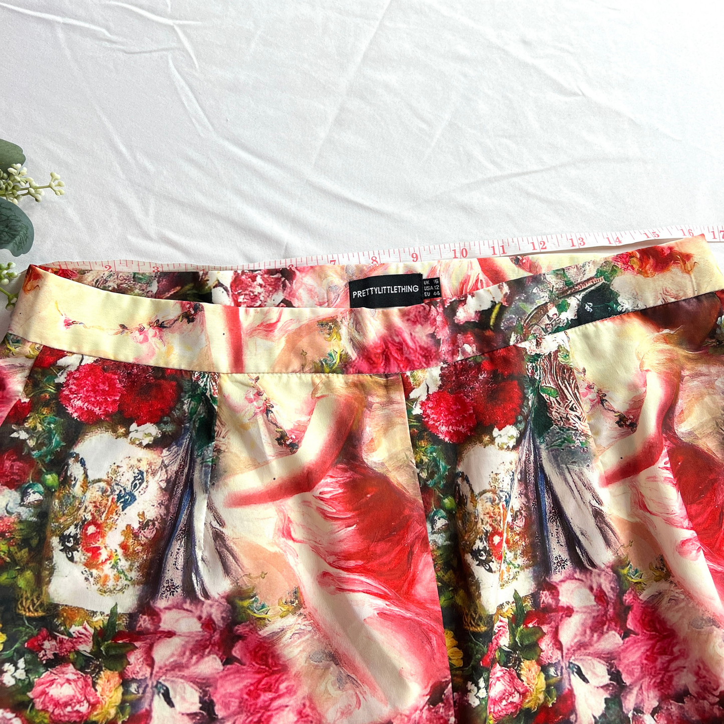 The Bella – Rose Renaissance Wide-Leg Pants by Pretty Little Thing