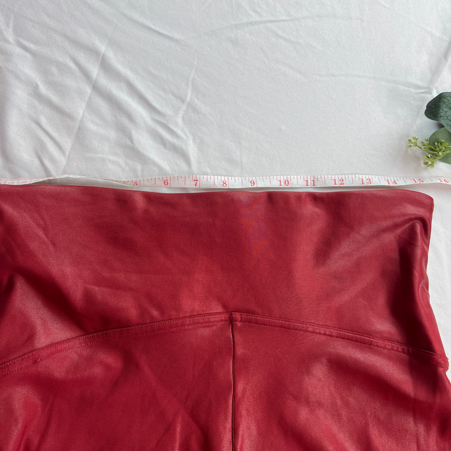 The Power Sculpt – SPANX Faux Leather Leggings