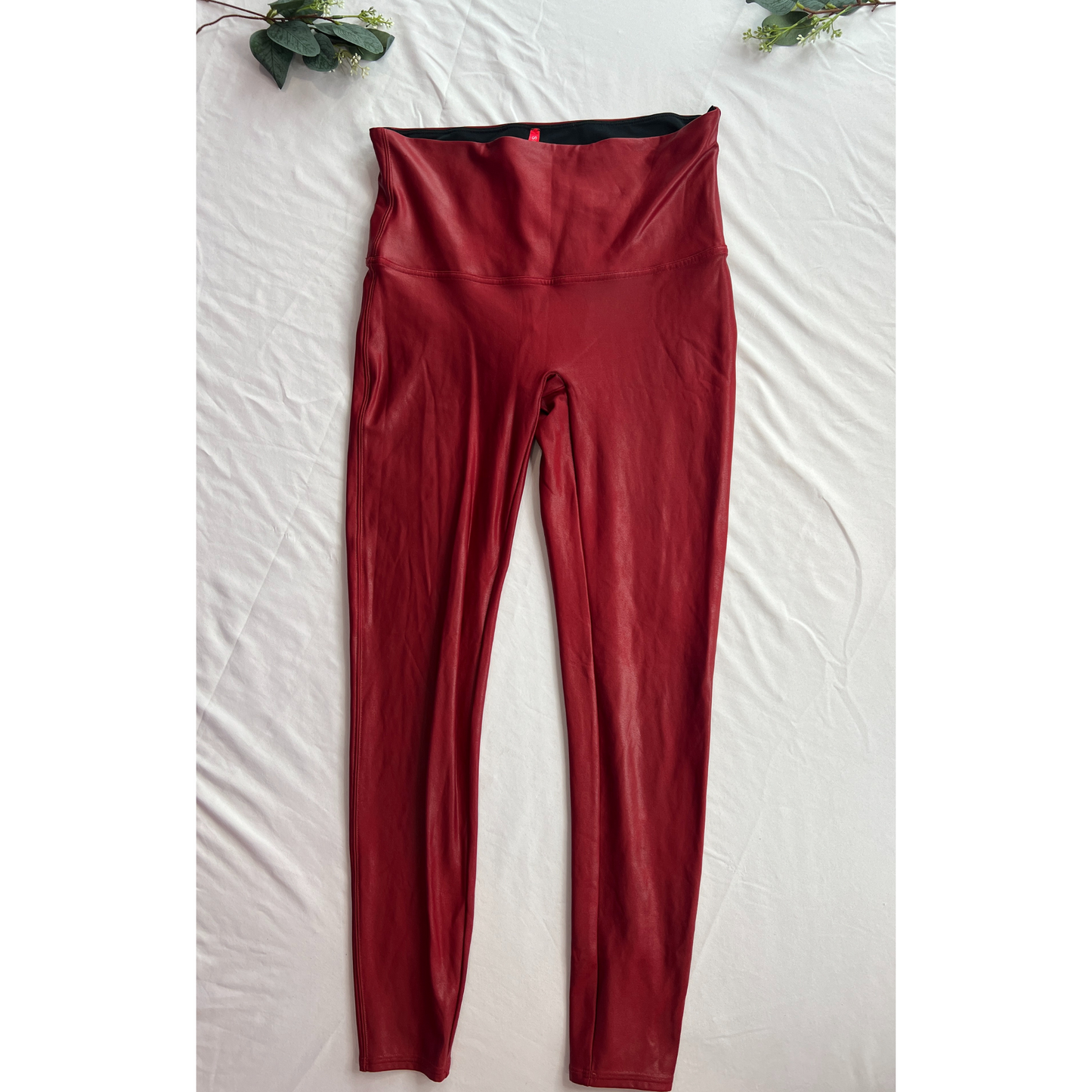 The Power Sculpt – SPANX Faux Leather Leggings