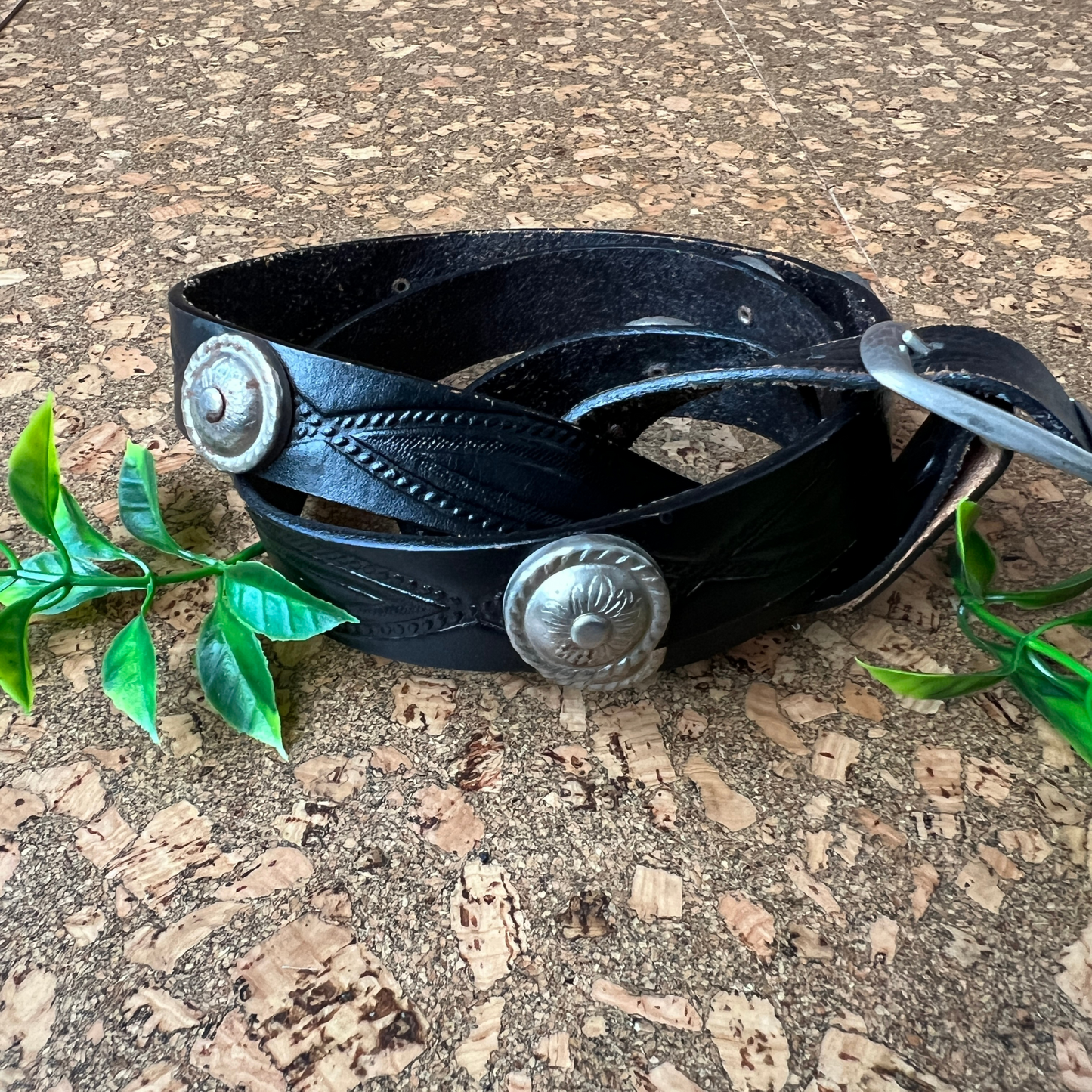 The Winonna - Plus Size Vintage Western Concho Belt – Black Leather Waist Belt with Silver-Tone Accents – The Winonna