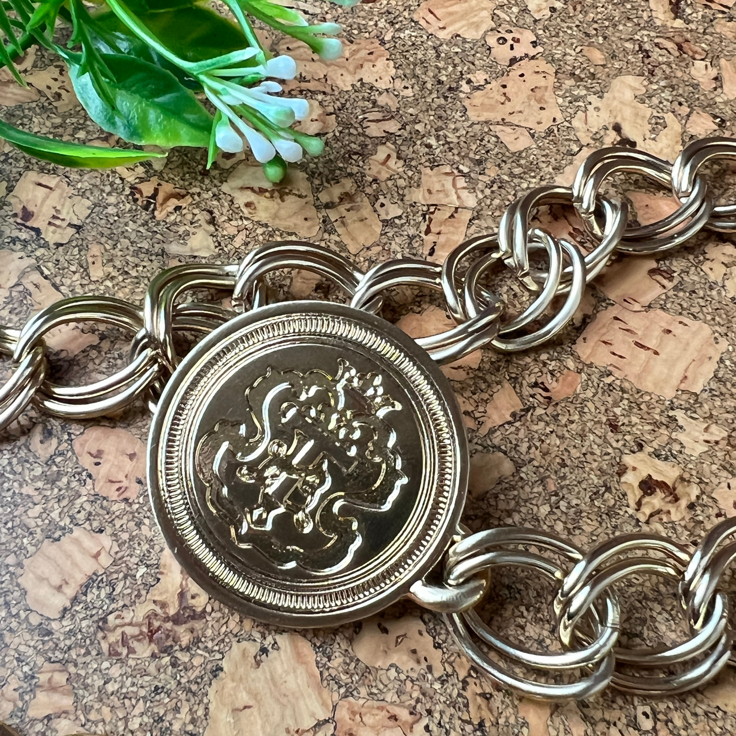 The Sylvie - Vintage Classic Gold Tone Adjustable Chain Belt *Plus Size Friendly!
