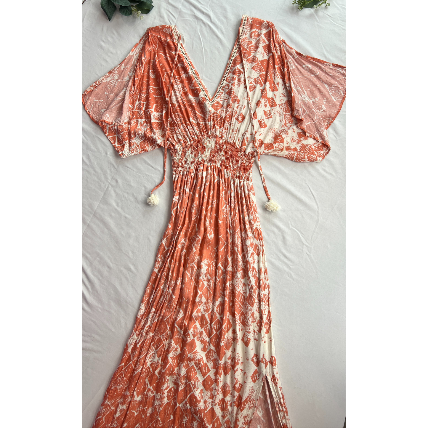 The Rustic Retreat – Earthy-Chic V-Neck Sleeveless Maxi
