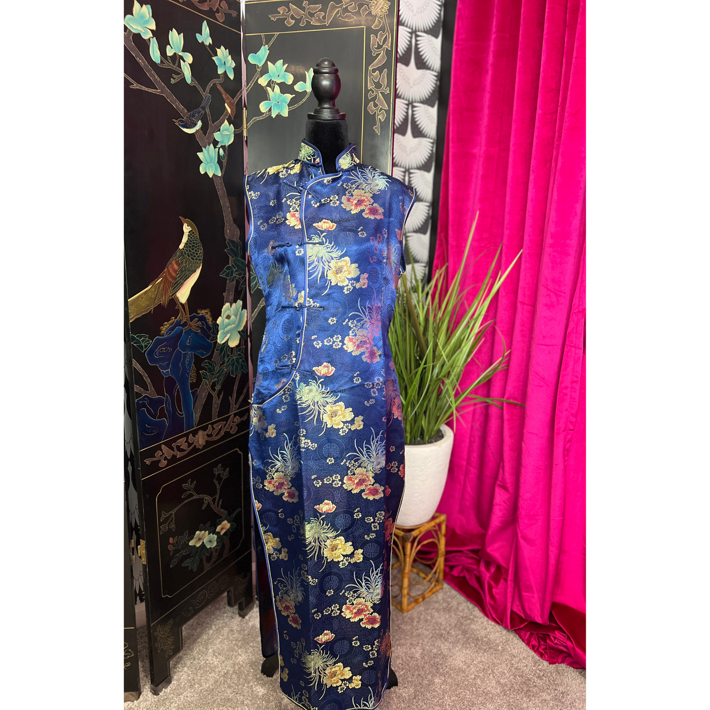 The Bloom – Vintage Mandarin Collar Floral Dress