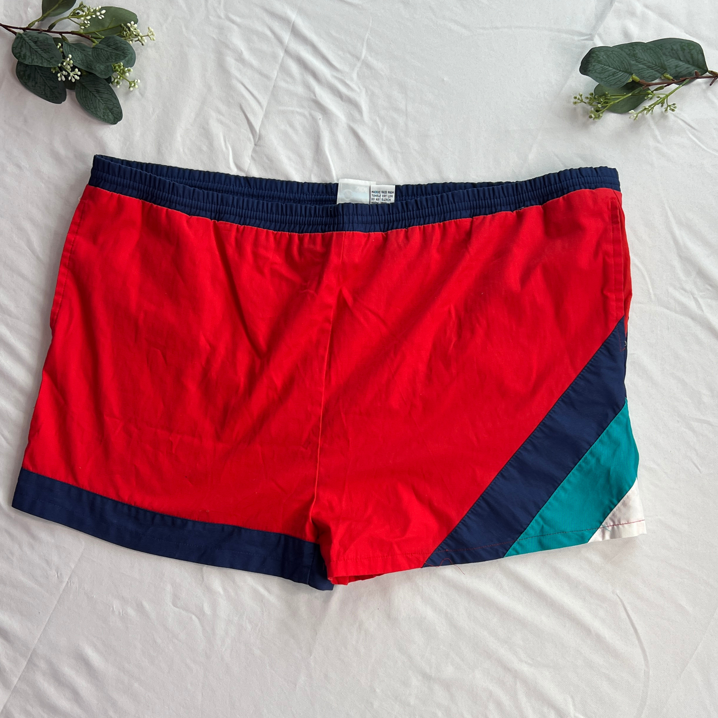 The Wave Rider – XL Classic Fit Swimming Trunks