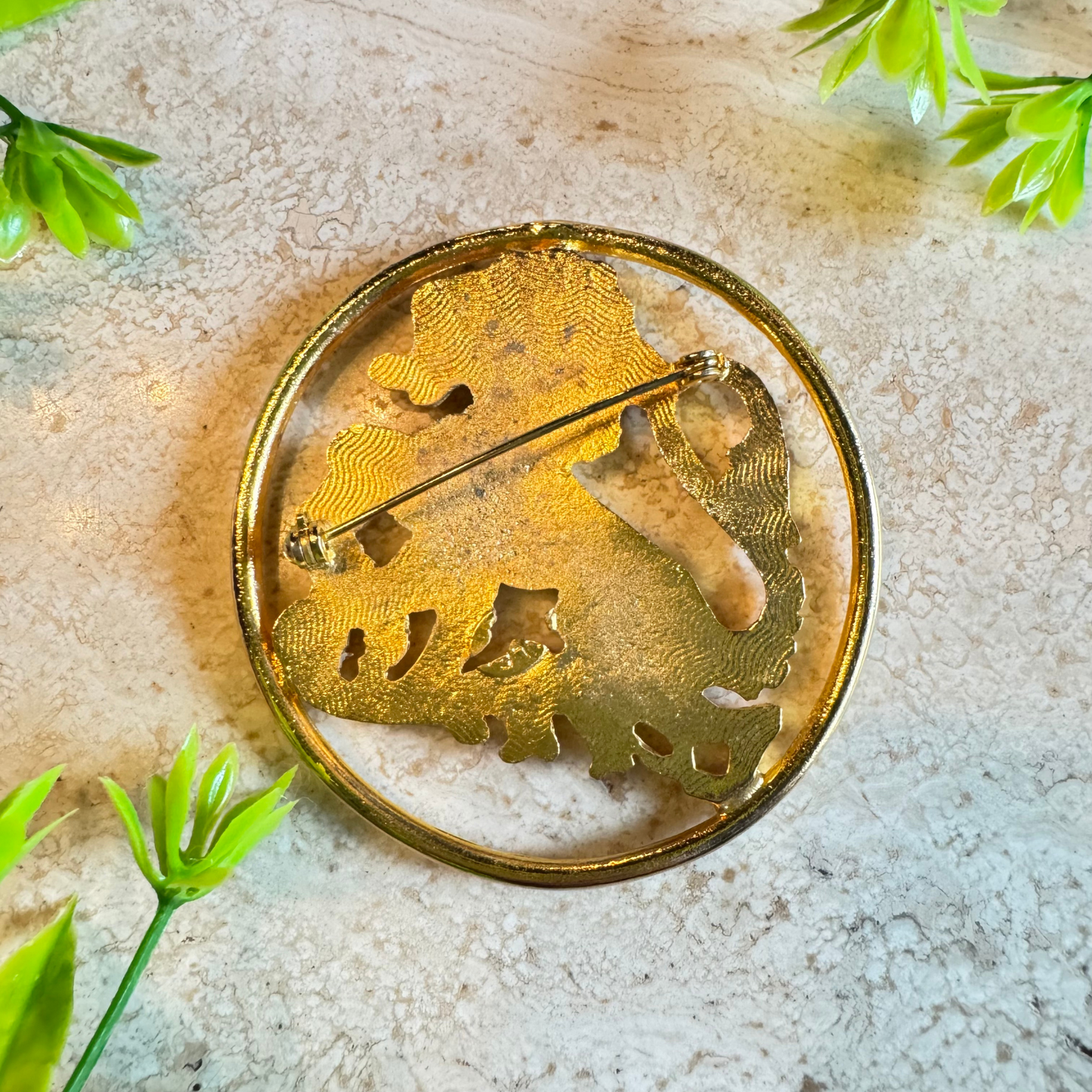 The Starfire - Vintage Zodiac Leo Brooch