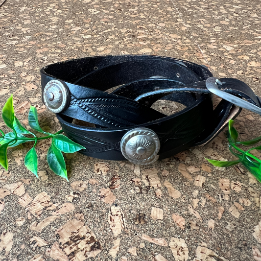 The Winonna - Plus Size Vintage Western Concho Belt – Black Leather Waist Belt with Silver-Tone Accents – The Winonna